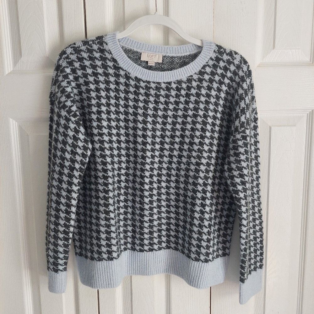 LOFT sweater MP light blue, black houndstooth crewneck pullover, boho